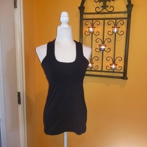 Lululemon Performance Top - Picture 4 of 4